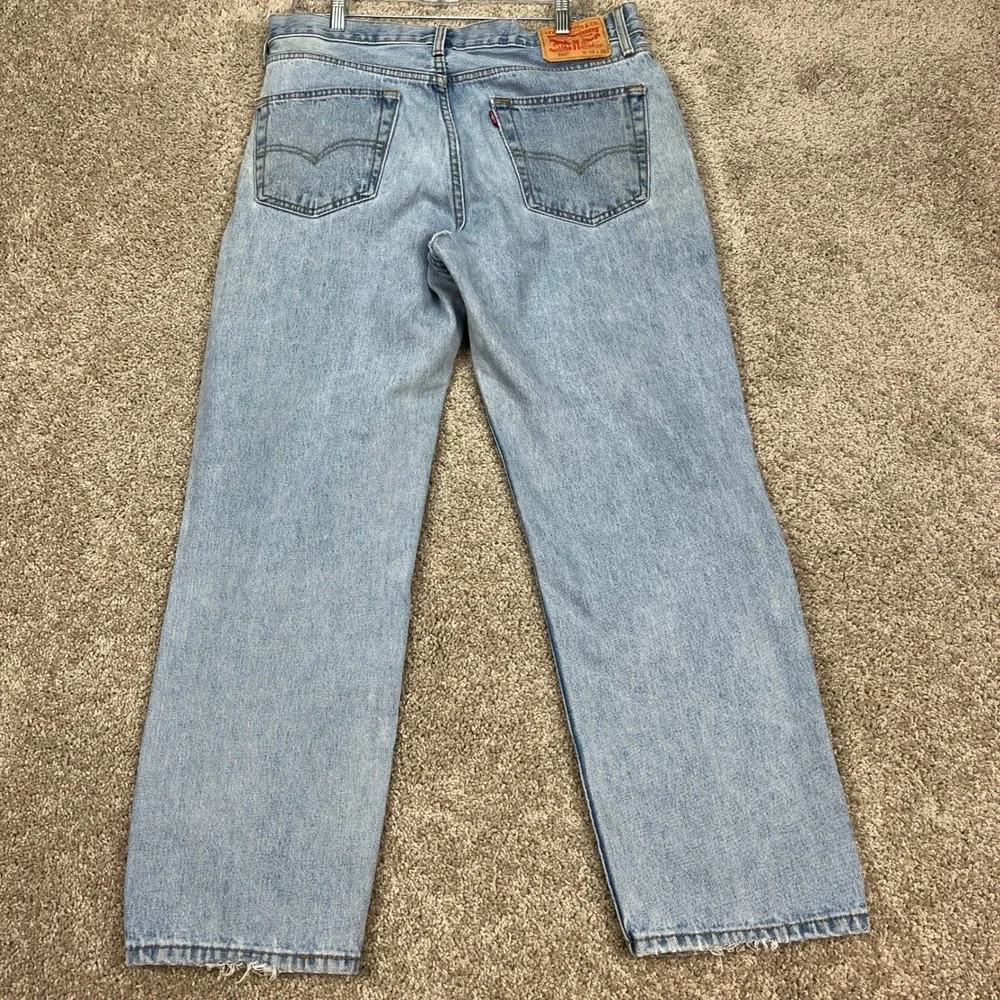 Levis 550 Jeans Mens 34x30 Light Wash Blue Straight Leg 5 Pocket Distressed FLAW
